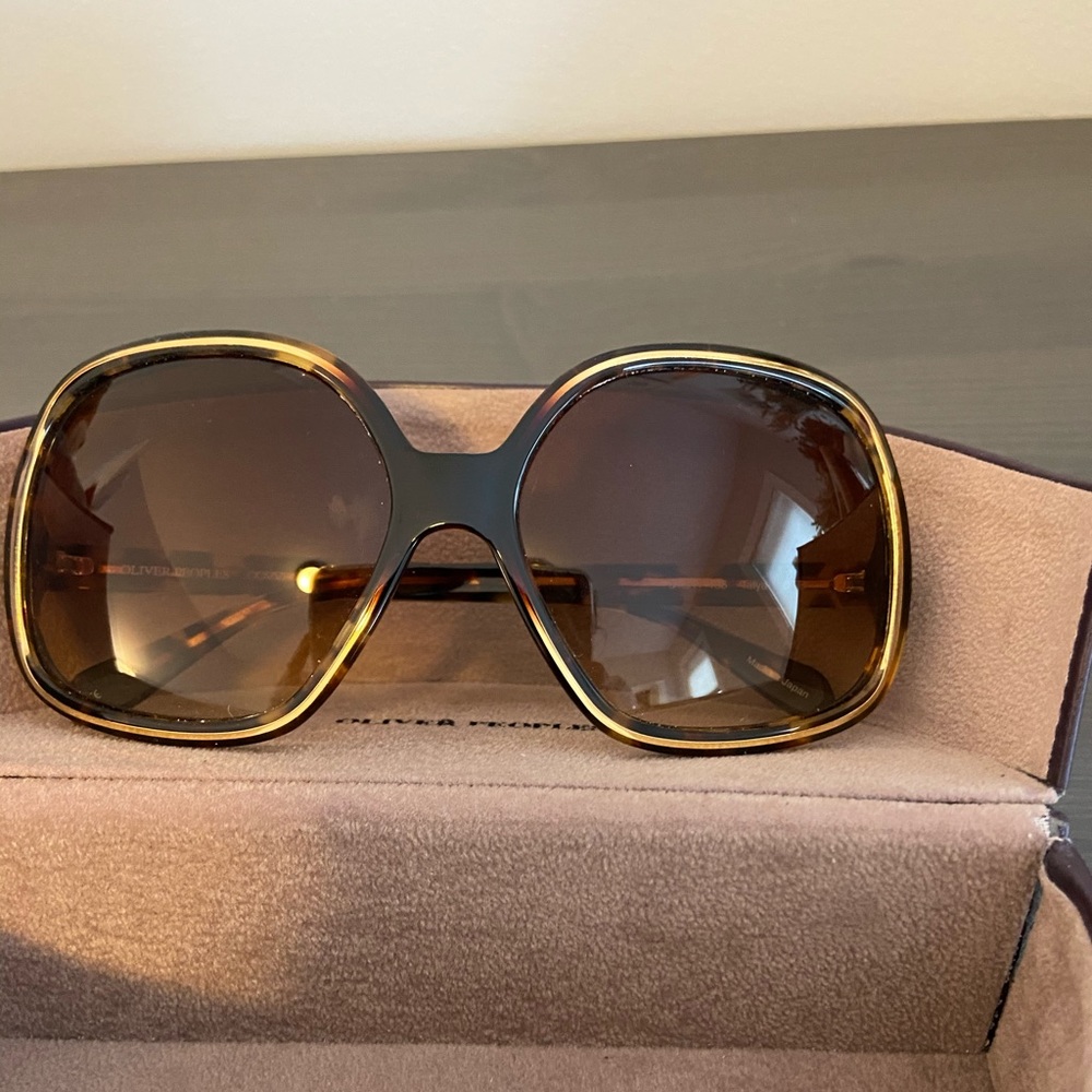 Oliver People’s oversized sunglasses